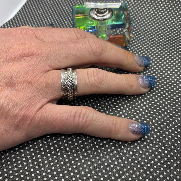 Artisan Crafted Sterling Silver Spinner(Avg 4.78 g - Picture 5 of 6